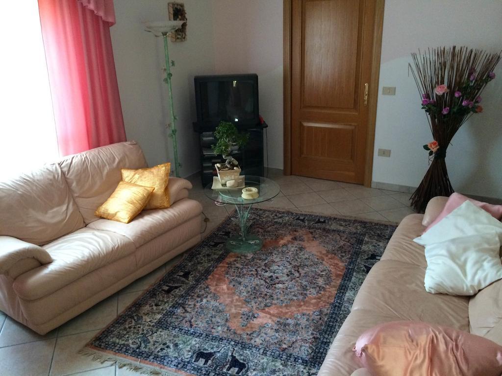 B&B Mirella Citta Sant'Angelo Eksteriør bilde