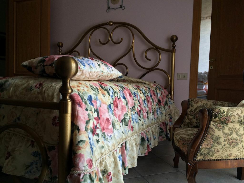 B&B Mirella Citta Sant'Angelo Rom bilde