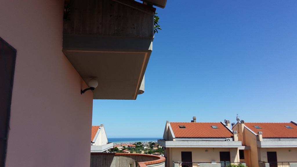B&B Mirella Citta Sant'Angelo Eksteriør bilde